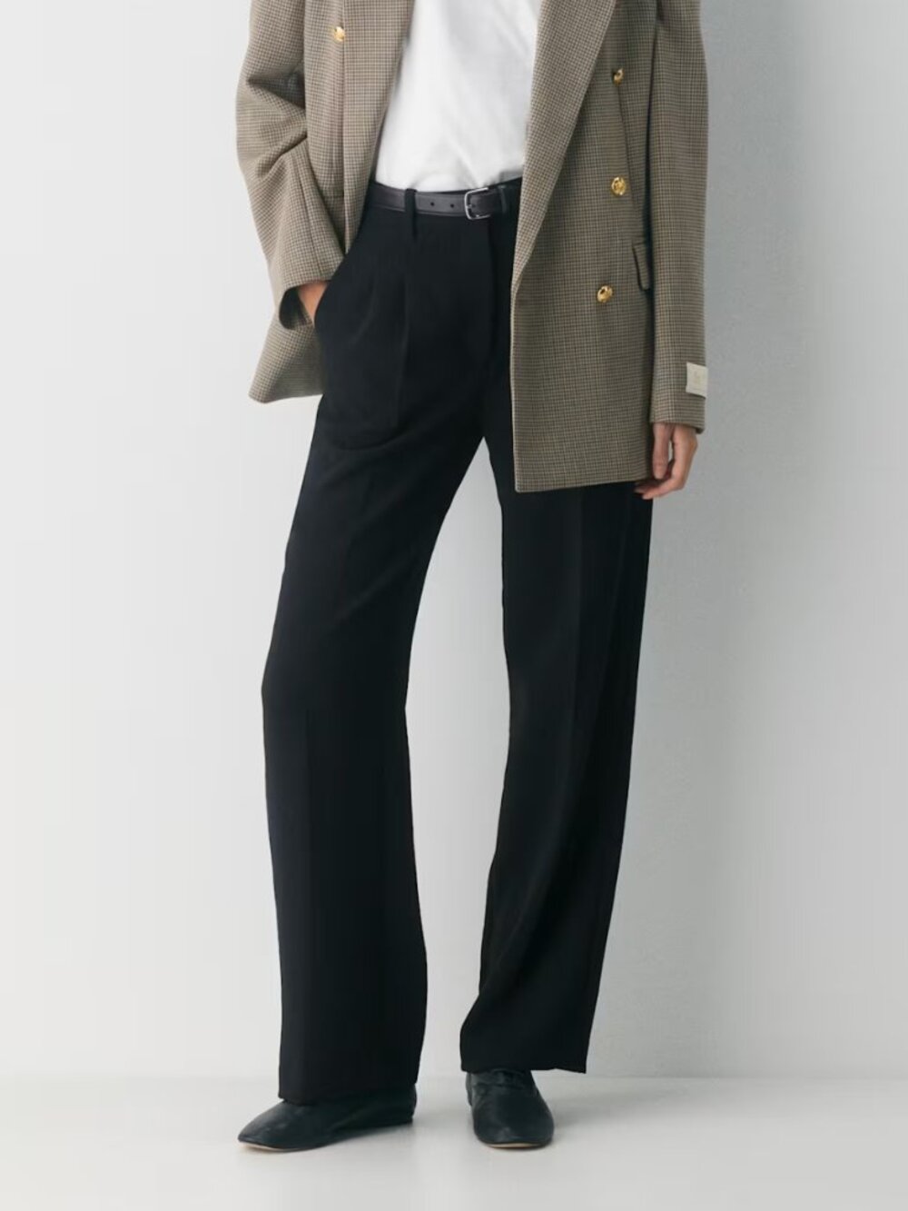 Aritzia The Effortless Pant Size 10 Black Crepette